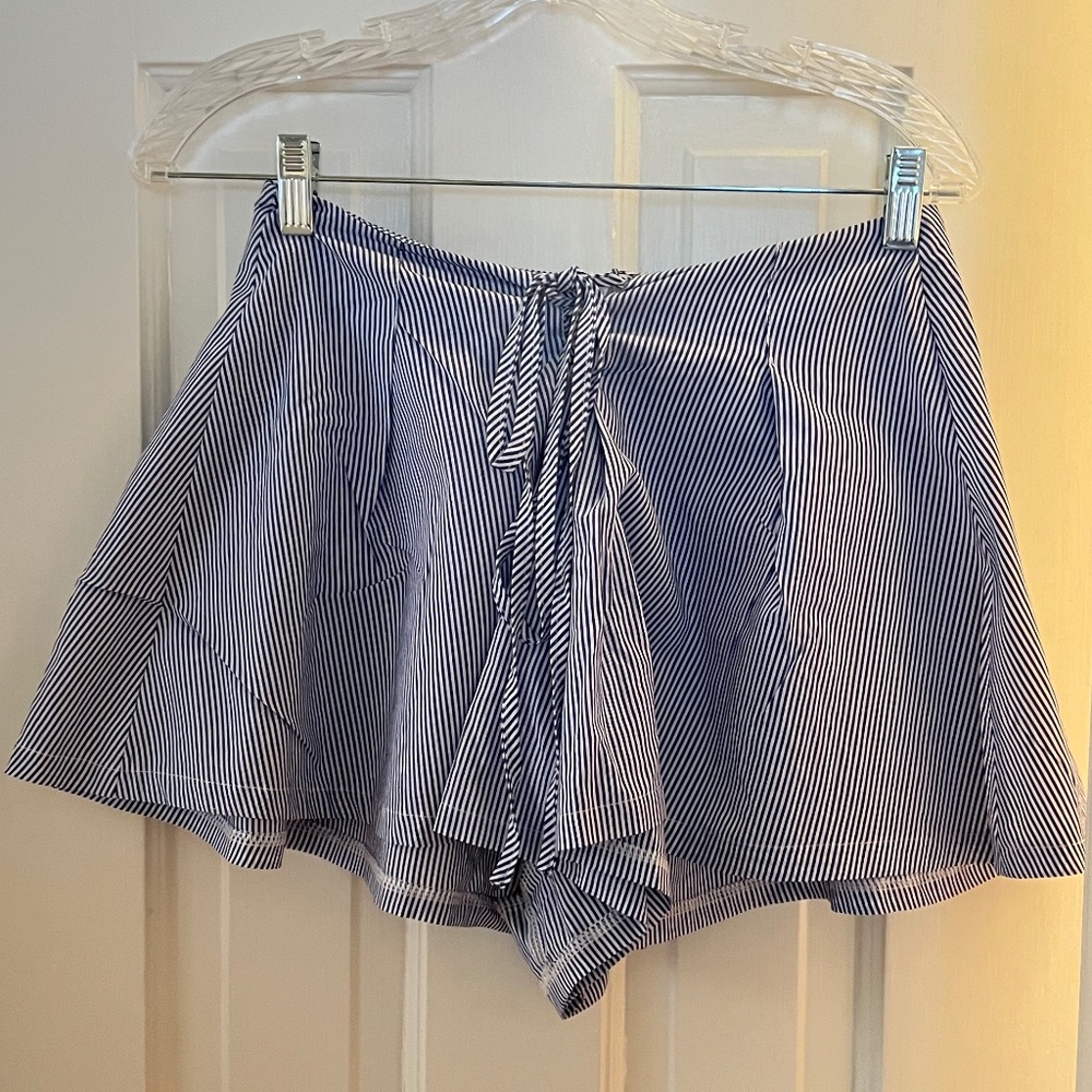 L'Atiste by Amy Lace Up Tie Striped Skort